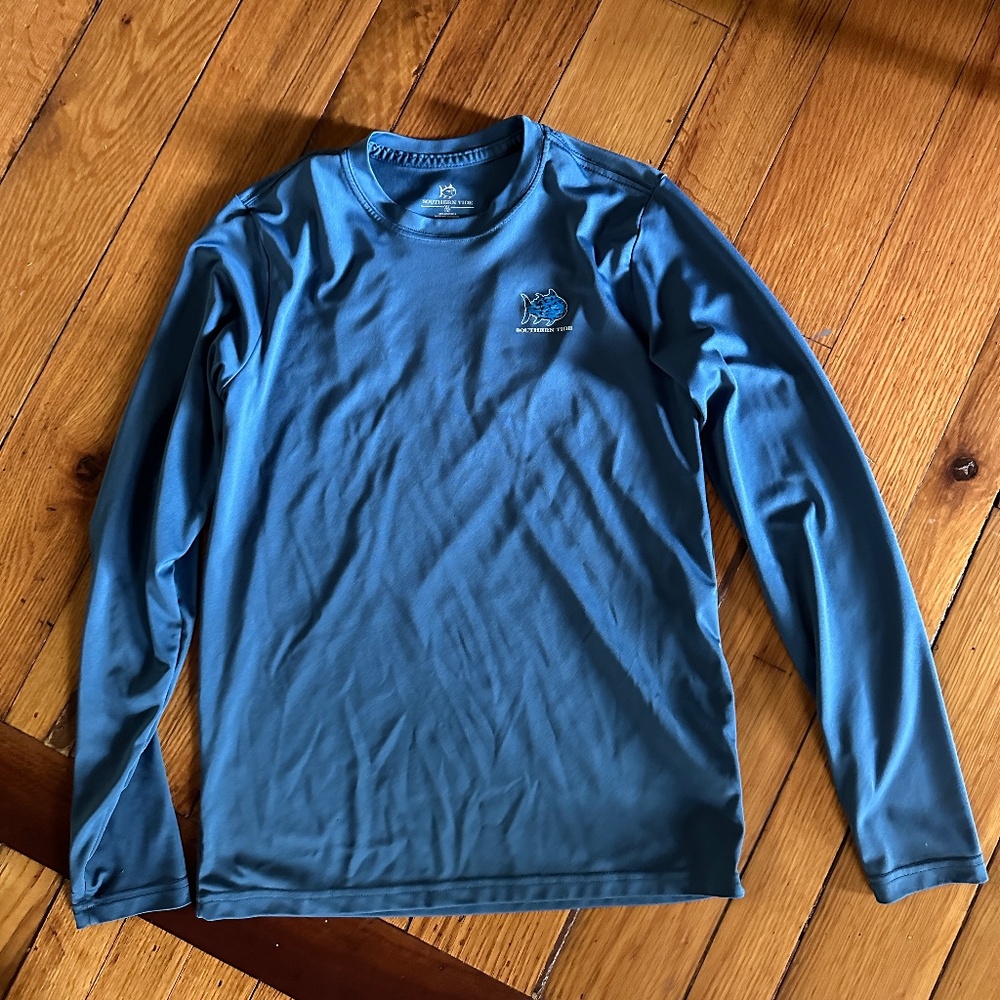Southern Tide Dri fit Performance wear Long Sleeve size XL 16